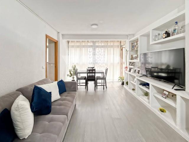 Piso en venta en Valdelasfuentes, Alcobendas