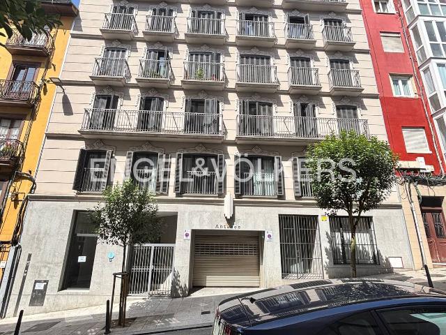 Piso en venta en Correos, Santander