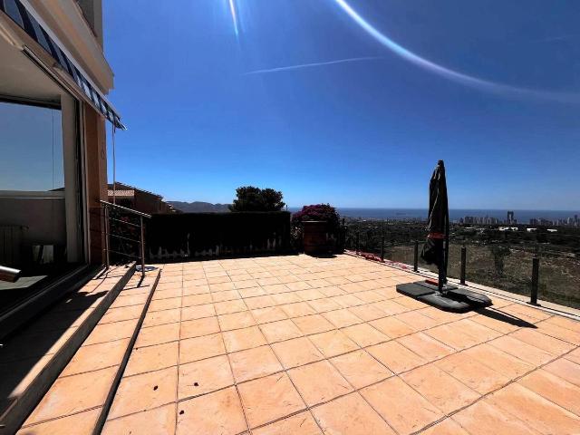 Piso en venta en la Marina Baixa, Valencia