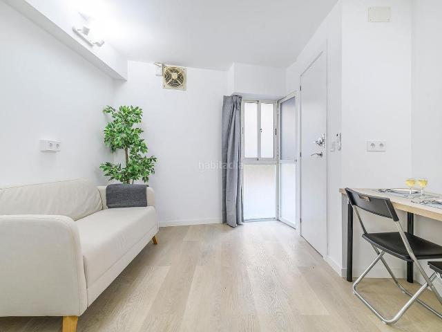 Piso en venta en Almeda, Cornellà De Llobregat