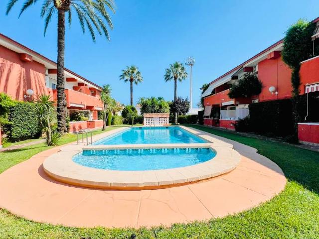 Piso en venta en Barri Port / Centre, Dénia