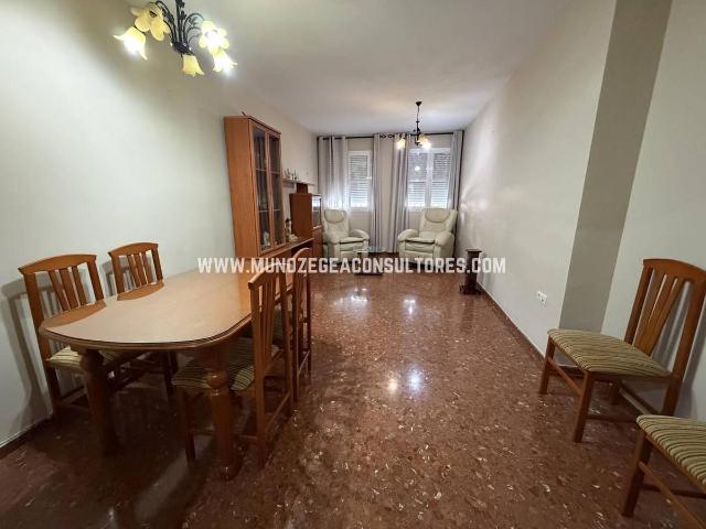 Piso en venta en Zona 2 (Centro y San Francisco), Lucena