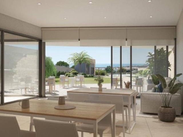Piso en venta en Barriada Islas Canarias, Costa del Sol Occidental