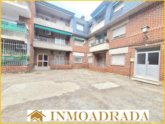 Piso en venta en La Adrada, Ávila