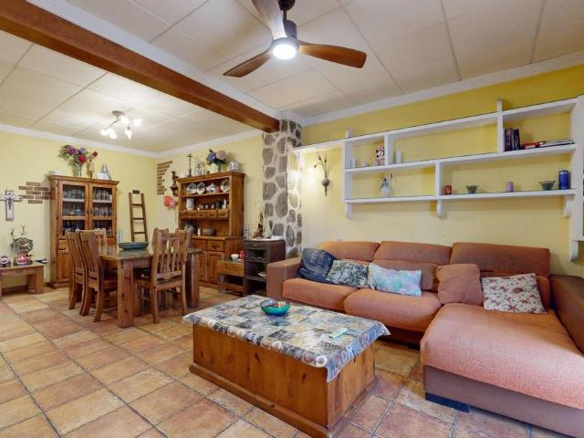 Piso en venta en La Pobla Del Duc