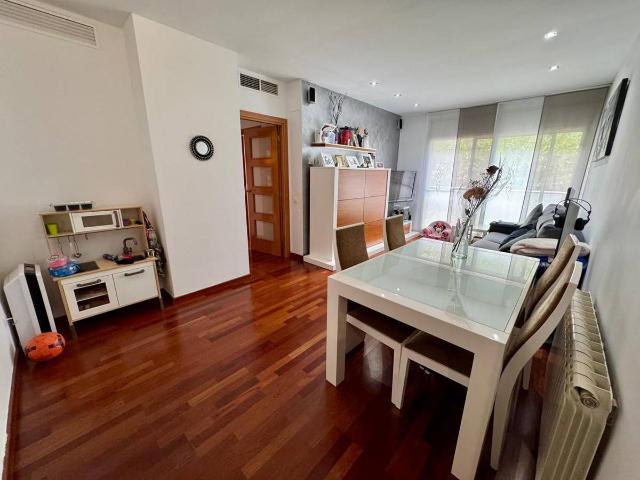 Piso en venta en Montcada I Reixac, Montcada Centre
