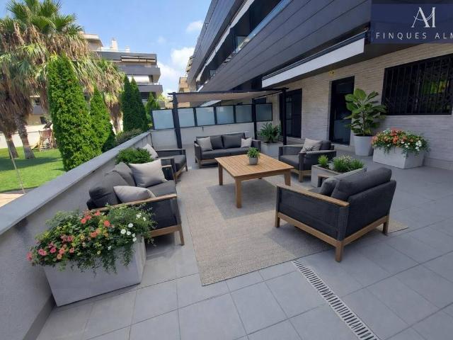 Piso en venta en Centrevila, Garraf