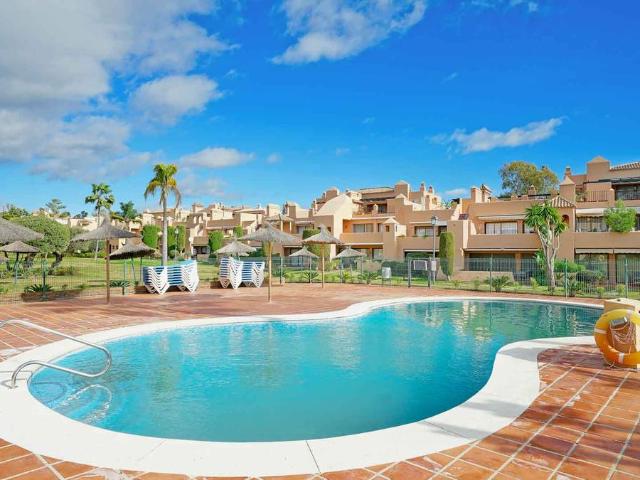 Piso en venta en Barriada Islas Canarias, Costa del Sol Occidental