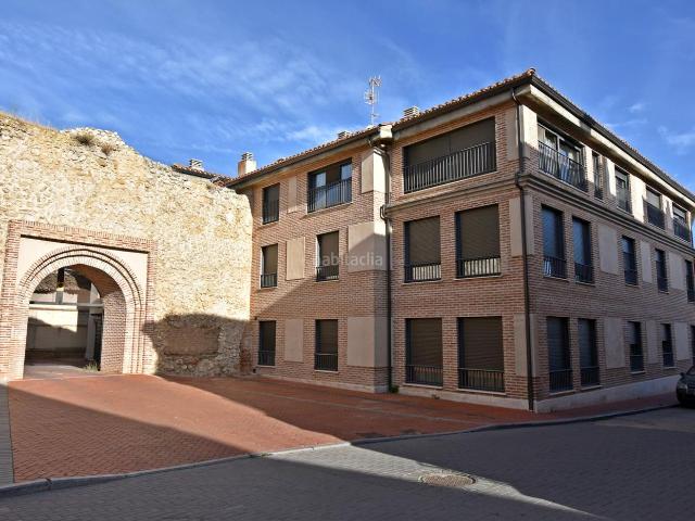 Piso en venta en Olmedo De Camaces, Castilla y León