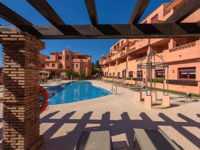 Piso en venta en Barriada Islas Canarias, Costa del Sol Occidental