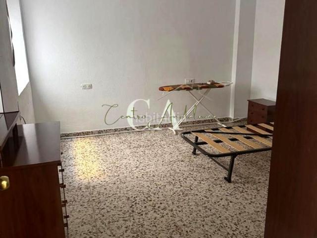 Piso en venta en Barrio de la Isla, Puente Genil