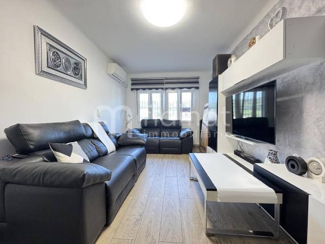 Piso en venta en Sarrià De Ter, la Rasa
