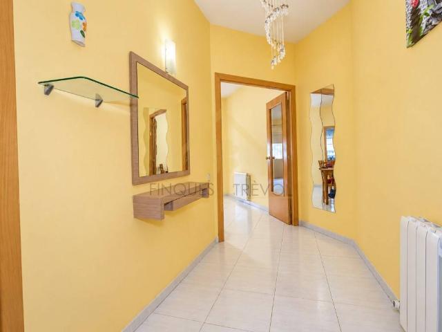 Piso en venta en Fontordera, Tona