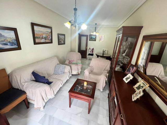 Piso en venta en Ubrique, Cádiz