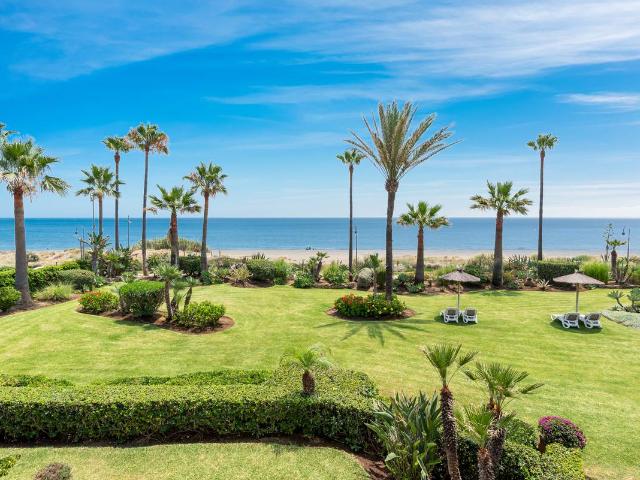 Piso en venta en Barriada Islas Canarias, Costa del Sol Occidental