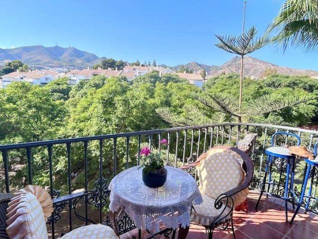 Piso en venta en La Sierrezuela, Benalmádena