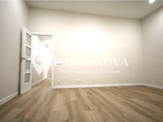 Piso en venta en Cerdanyola, Maresme