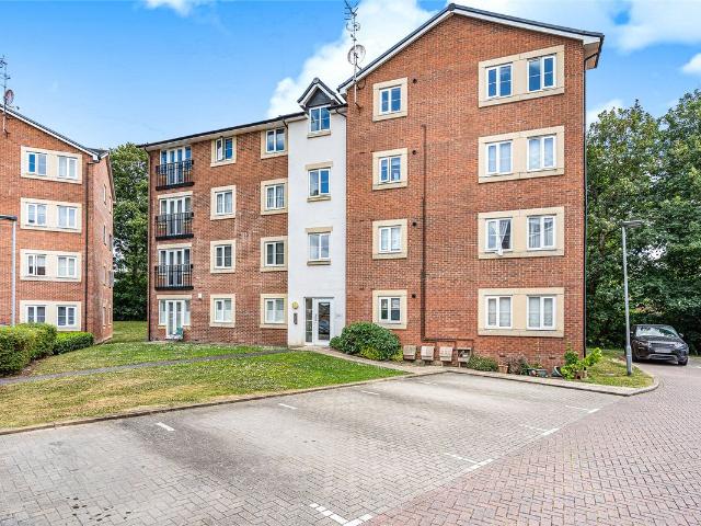 Apartment for rent in Watford Heath, North Watford