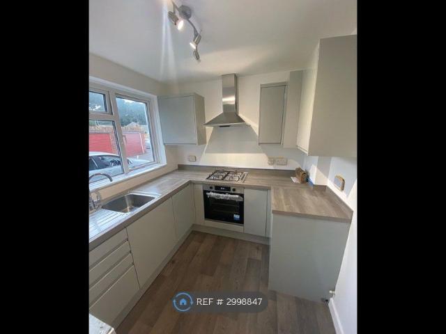 Apartment for rent in Canford Heath, Poole