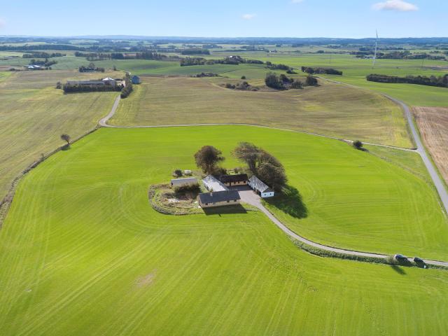 Landejendom til salg i Brønderslev-Dronninglund