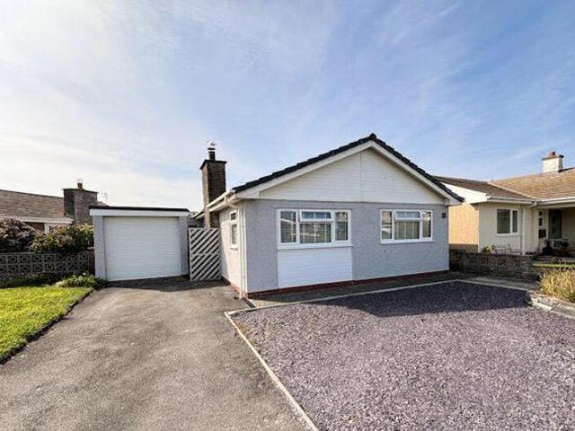 House for sale in Tywyn, Wales