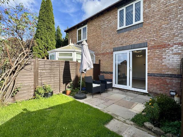 House for rent in Johnstown, Carmarthen
