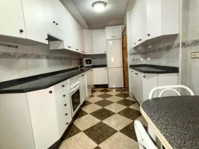 Apartamento en alquiler en Ciudad Jardín, Plasencia