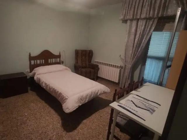 Apartamento en alquiler en Miralvalle, Plasencia