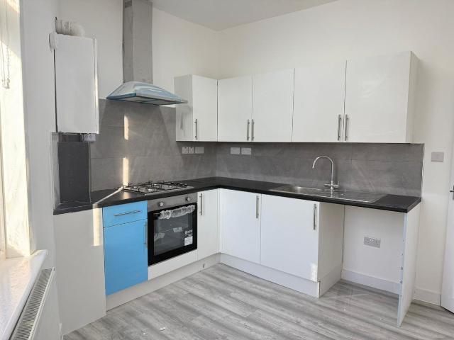Apartment for rent in Plashet, Greater London