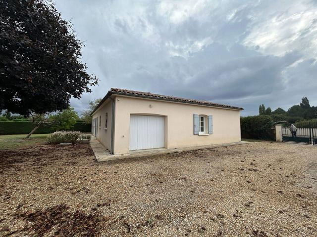 Maison location à Le Creux Jaune, Plassac