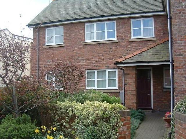 House for rent in Lyons, Greater London