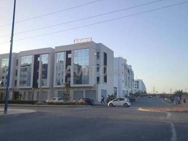 Bureau location à Bouskoura, Gharb-Chrarda-Beni Hssen