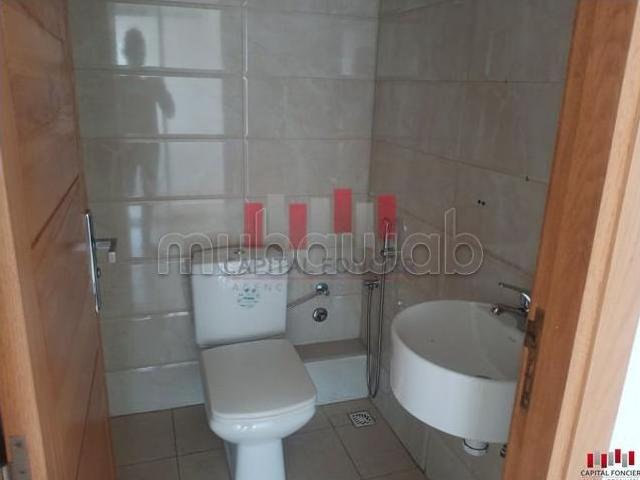 Bureau location à Anfa, Gharb-Chrarda-Beni Hssen