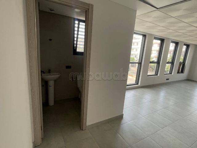 Bureau vente à Anfa, Gharb-Chrarda-Beni Hssen