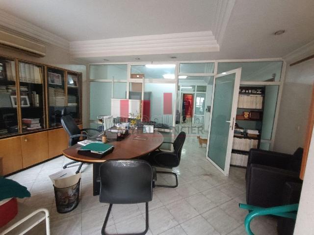 Bureau vente à Anfa, Gharb-Chrarda-Beni Hssen
