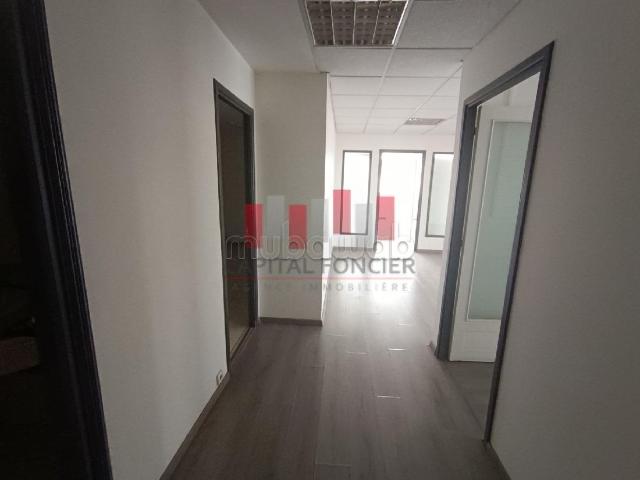 Bureau location à Anfa, Gharb-Chrarda-Beni Hssen