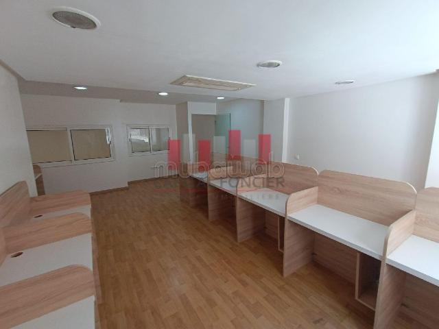 Bureau vente à Anfa, Gharb-Chrarda-Beni Hssen