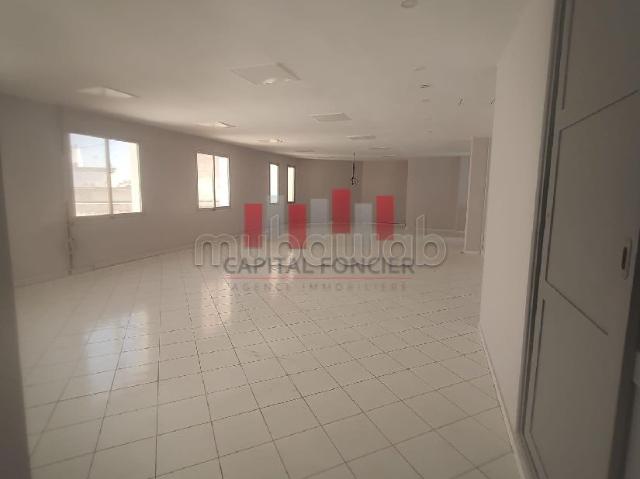 Bureau location à Anfa, Gharb-Chrarda-Beni Hssen