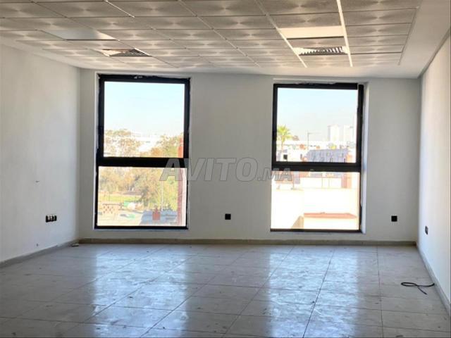 Bureau location à Bouskoura, Gharb-Chrarda-Beni Hssen