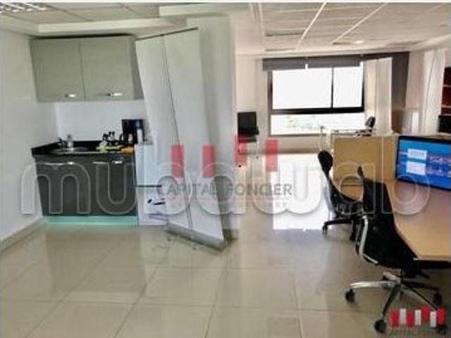 Bureau location à Anfa, Gharb-Chrarda-Beni Hssen