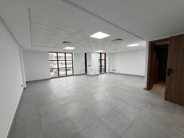Bureau vente à Anfa, Gharb-Chrarda-Beni Hssen