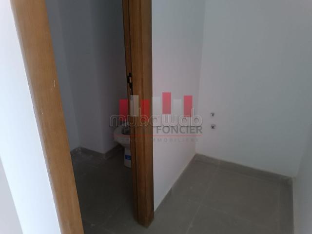 Bureau location à Anfa, Gharb-Chrarda-Beni Hssen