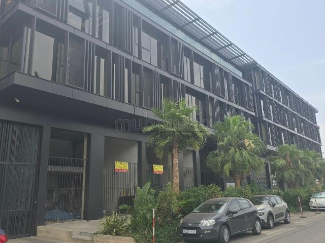 Bureau location à Anfa, Gharb-Chrarda-Beni Hssen