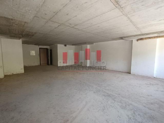 Bureau vente à Anfa, Gharb-Chrarda-Beni Hssen