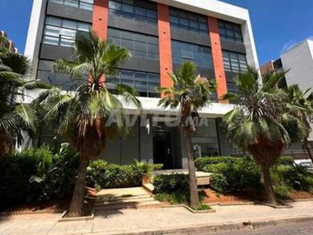Bureau location à Lissasfa ليساسفة, Casablanca ⵜⴰⴷⴷⴰⵔⵜ ⵜⵓⵎⵍⵉⵍⵜ الدار البيضاء