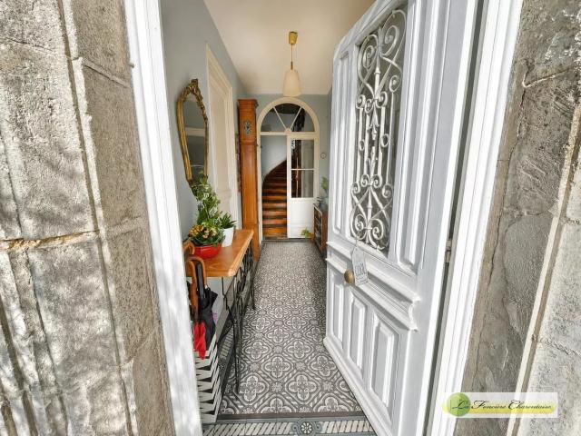 Maison vente à Angoulême, Aignes-et-puypéroux