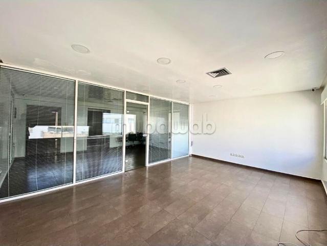 Bureau location à Anfa, Gharb-Chrarda-Beni Hssen