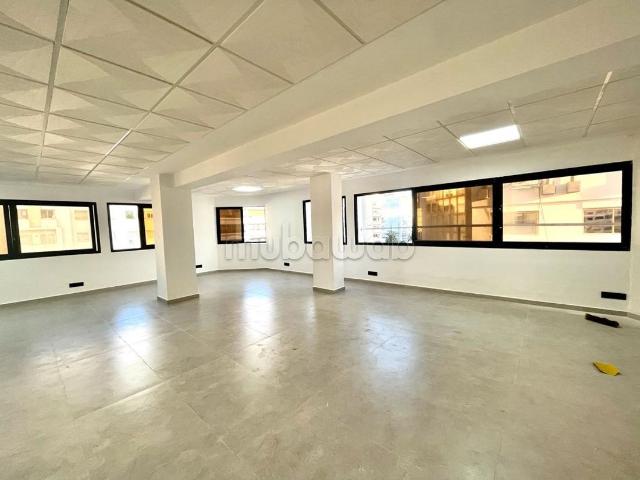 Bureau location à Anfa, Gharb-Chrarda-Beni Hssen