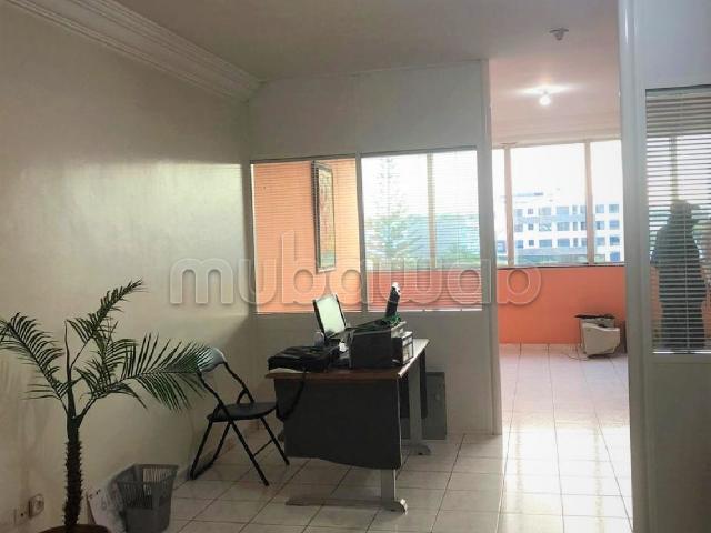 Bureau location à Anfa, Gharb-Chrarda-Beni Hssen