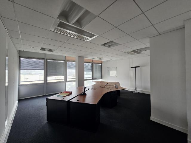 Bureau vente à Angers